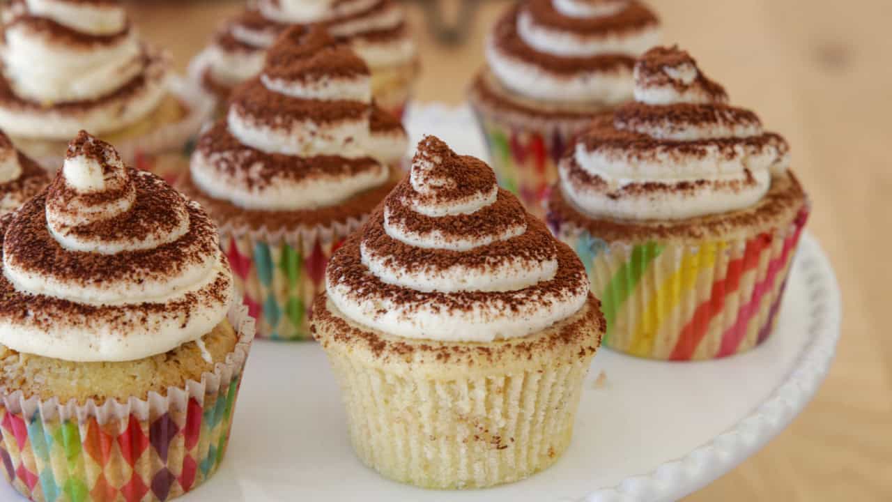 Single-Serve Tiramisu Cupcakes: Classic Italian Dessert Reimagined